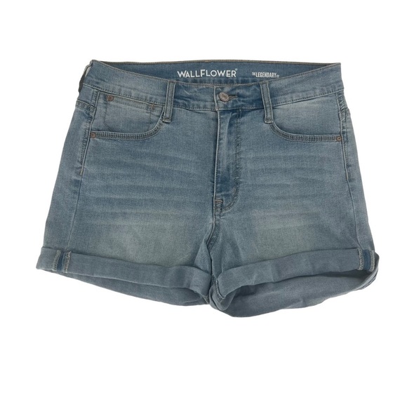Wallflower The Legendary Fit Stretch Cuffed Hem Jean Shorts Size 9 Women’s - Picture 1 of 6